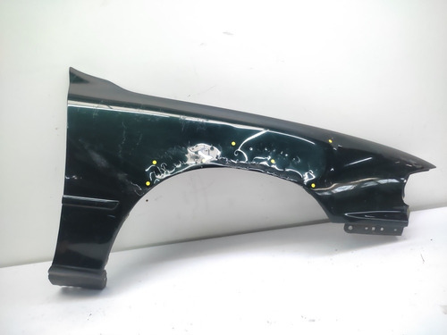Para Lama Direito Toyota Camry 1992 1997 Verde Detalhe