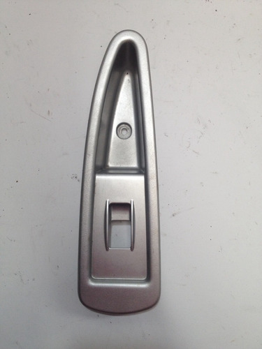 Moldura Botão Vidro Dianteiro Direito Jac J6 2012