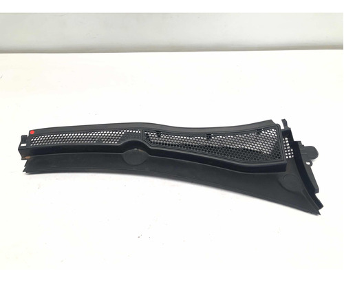 Grade Churrasqueira Direita Peugeot 208 2013 2016 Detalhe