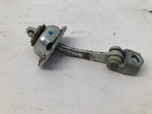 Limitador Porta Traseira Chevrolet Celta 2007 2015 4p