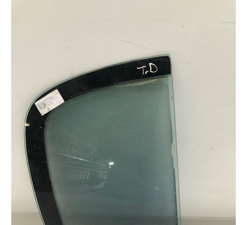 Vidro Vigia Traseiro Direito Renault Megane 2006 Sedan