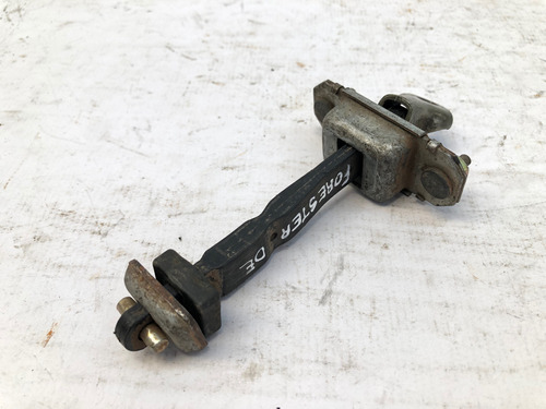 Limitador Porta Dianteiro Esquerdo Subaru Forester 1998 2001