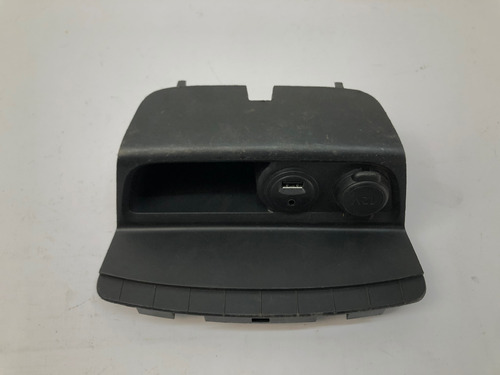 Moldura Tomada Usb 12v Painel Peugeot 208 2013 2016