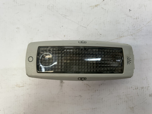 Luz Teto Traseira Esquerda Cortesia Passat Variant 1997 2000