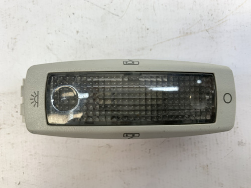 Luz Teto Traseira Direita Cortesia Passat Variant 1997 2000