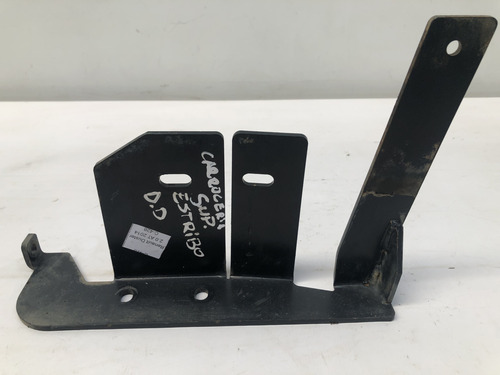 Suporte Carroceria Estribo Dianteir Direito Duster 2011 2014