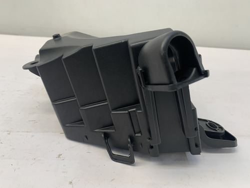 Tampa Caixa Fusivel Renault Duster 2.0 Aut 2011 2014 Detalhe