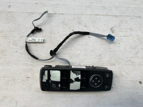 Botão Dianteiro Esquerdo Vidro Retrovisor C180 2011 2012
