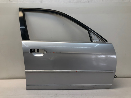 Porta Dianteira Direita Honda Civic 2001 2006 Prata Detalhe
