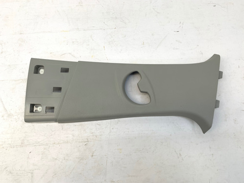 Moldura Interna Coluna Central Esquerda Bmw X1 2010 2015