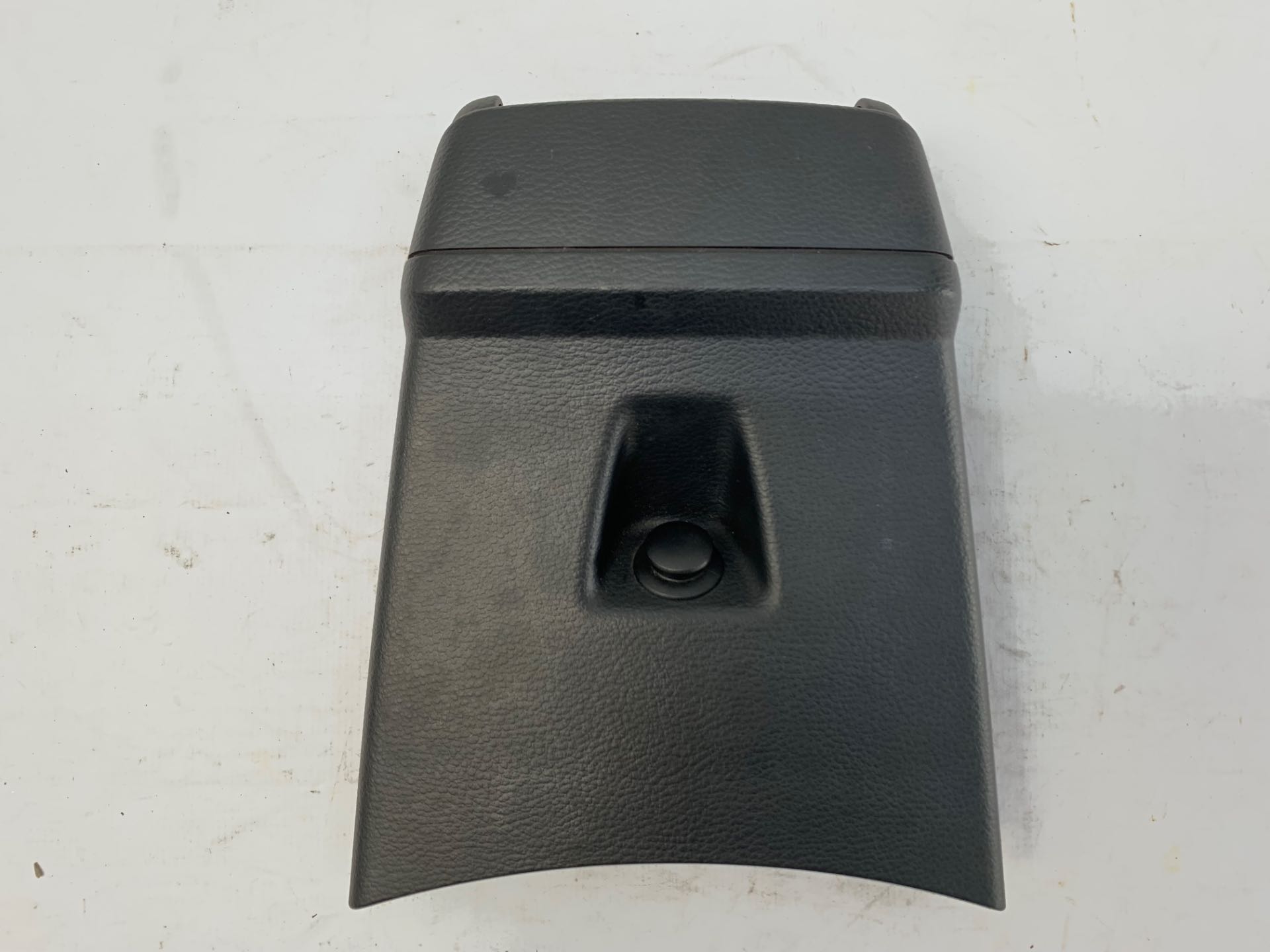 Acabamento Traseiro Console Bmw X1 Sdrive18i 2010 2015