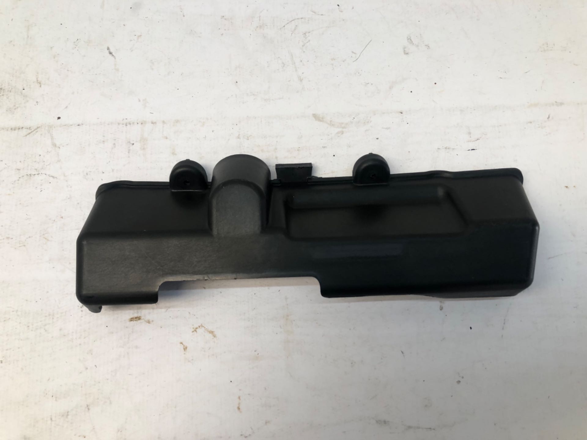 Suporte Fechadura Tampa Traseira Bmw X1 18i 2010 2015
