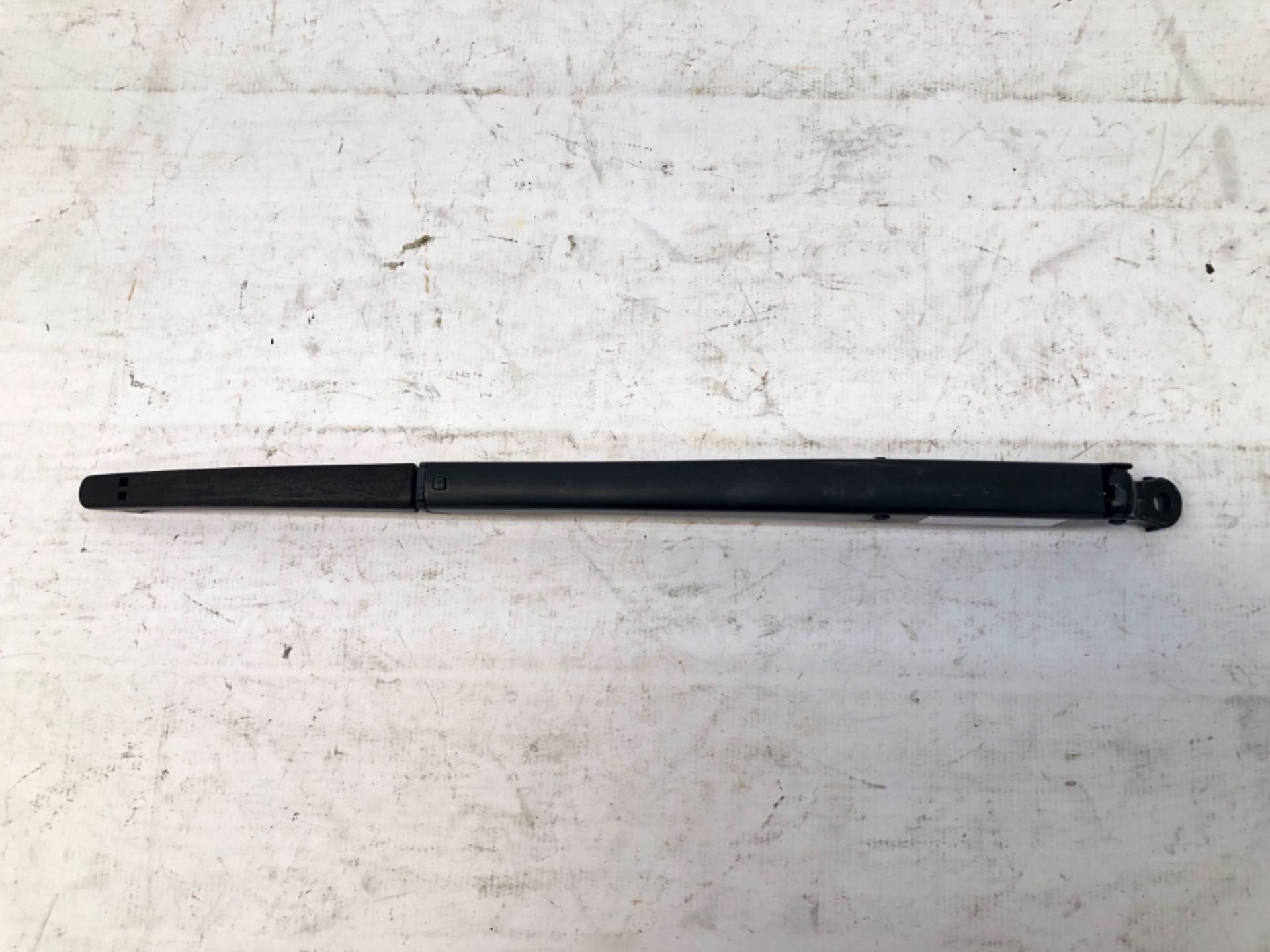 Braço Limpador Vidro Traseiro Gm Corsa 2002 2012