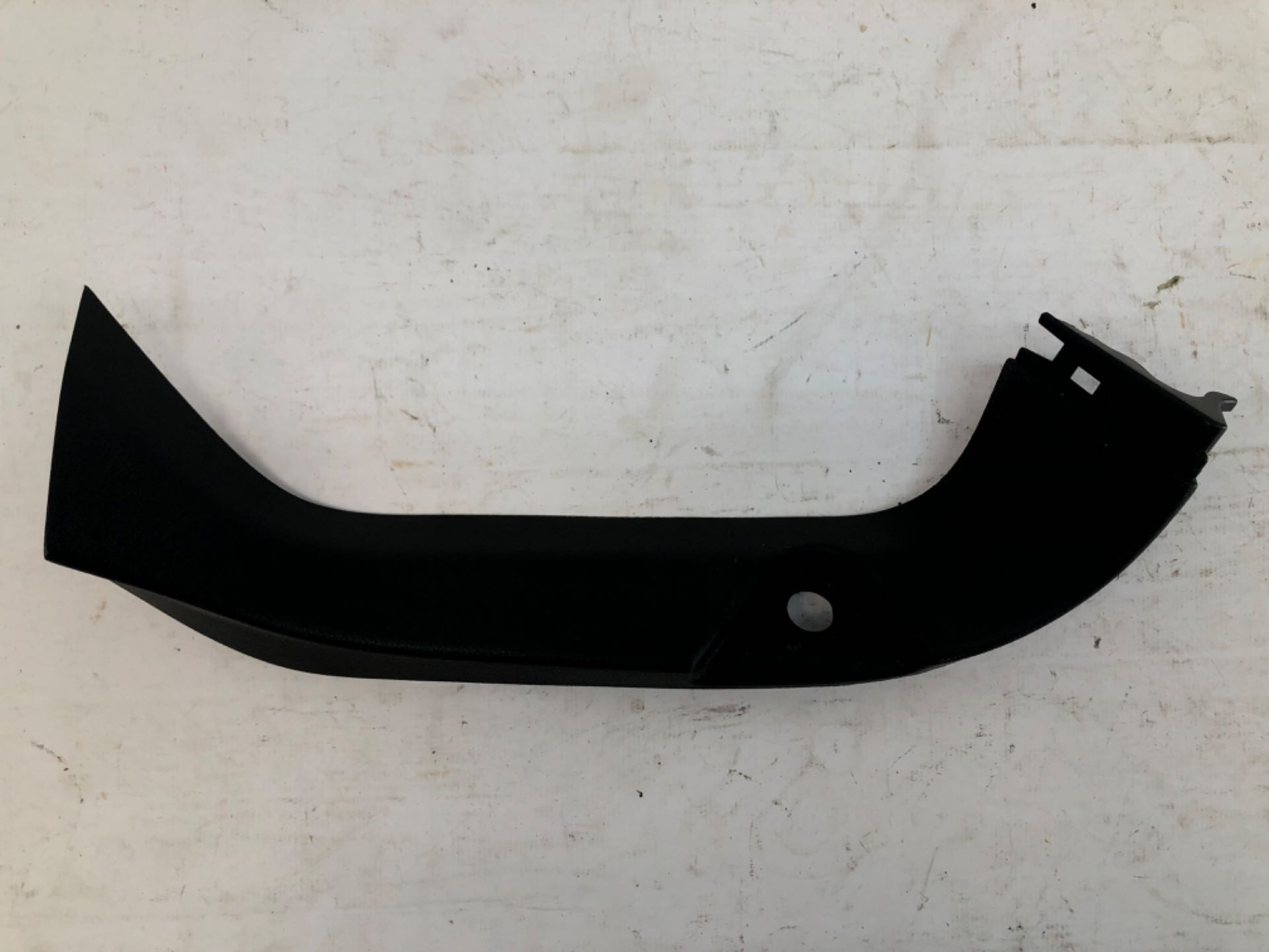 Acabamento Esquerdo Tampa Traseira Subaru Forester 2013 2018