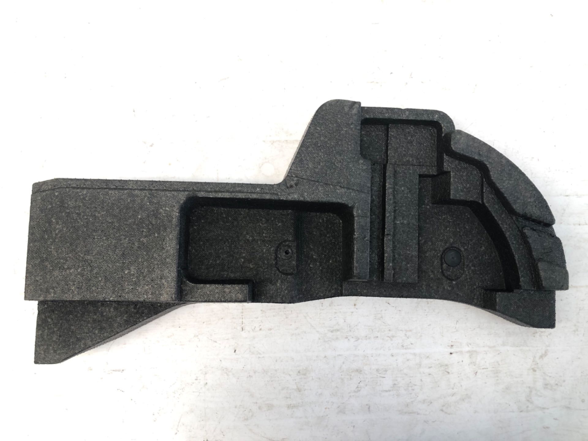 Isopor Direito Porta Malas Subaru Forester 2013 2018