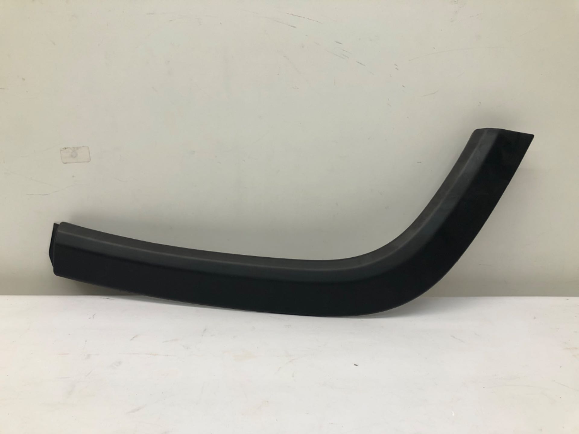 Moldura Caixa Roda Traseira Direita Jeep Commander 2021 2025