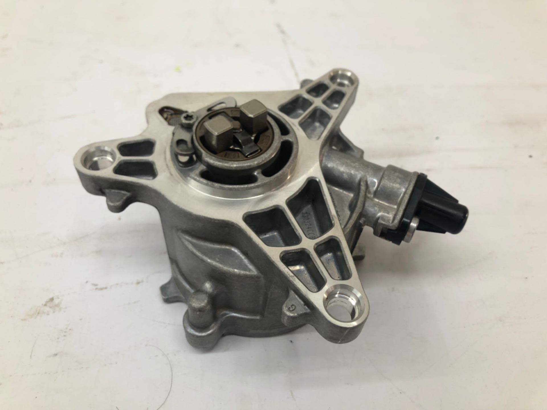 Bomba Vacuo Motor JeepCommander 1.3 T270 463404810