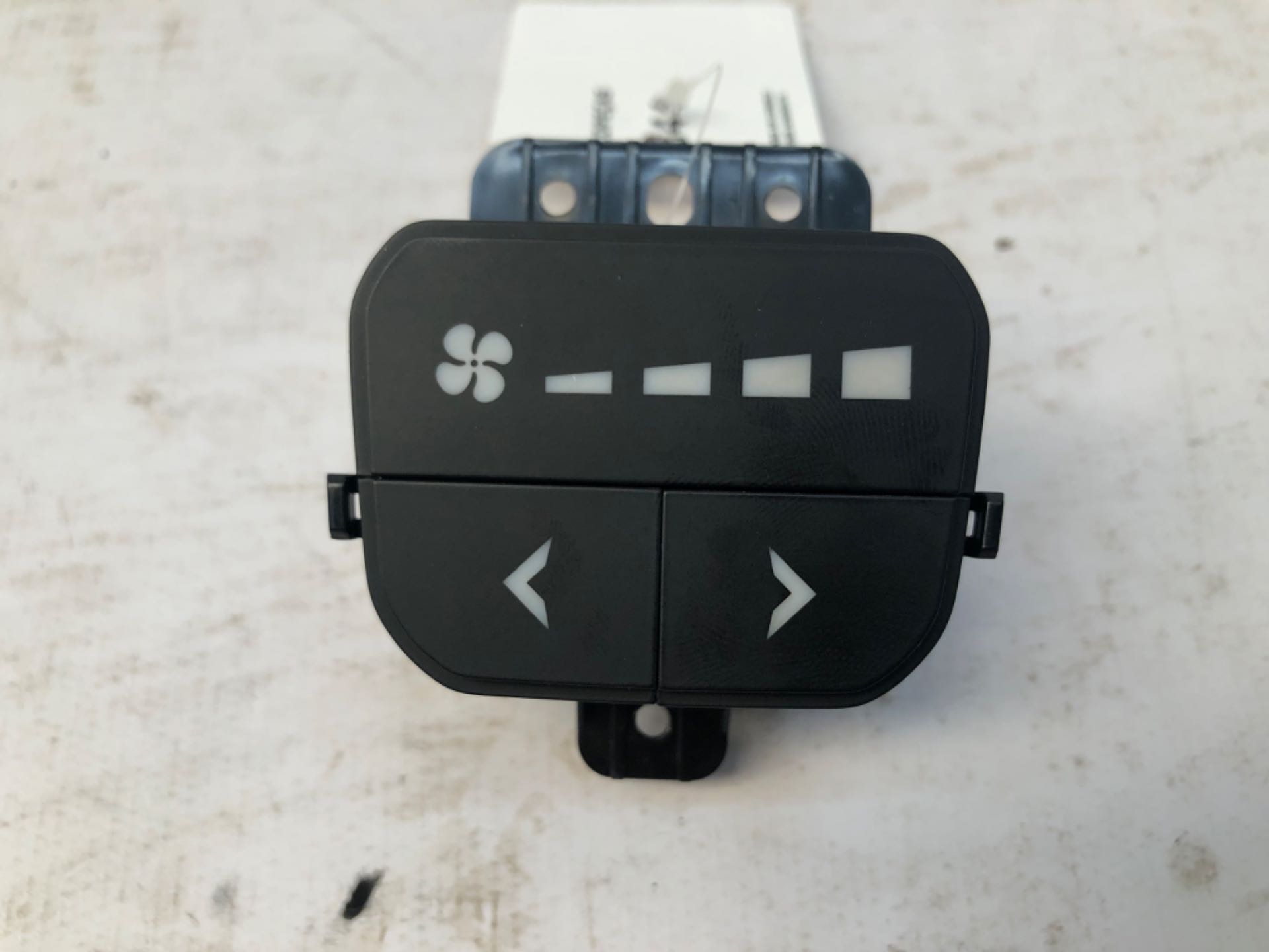 Botao Commando Ar Console Jeep Commander 609595970