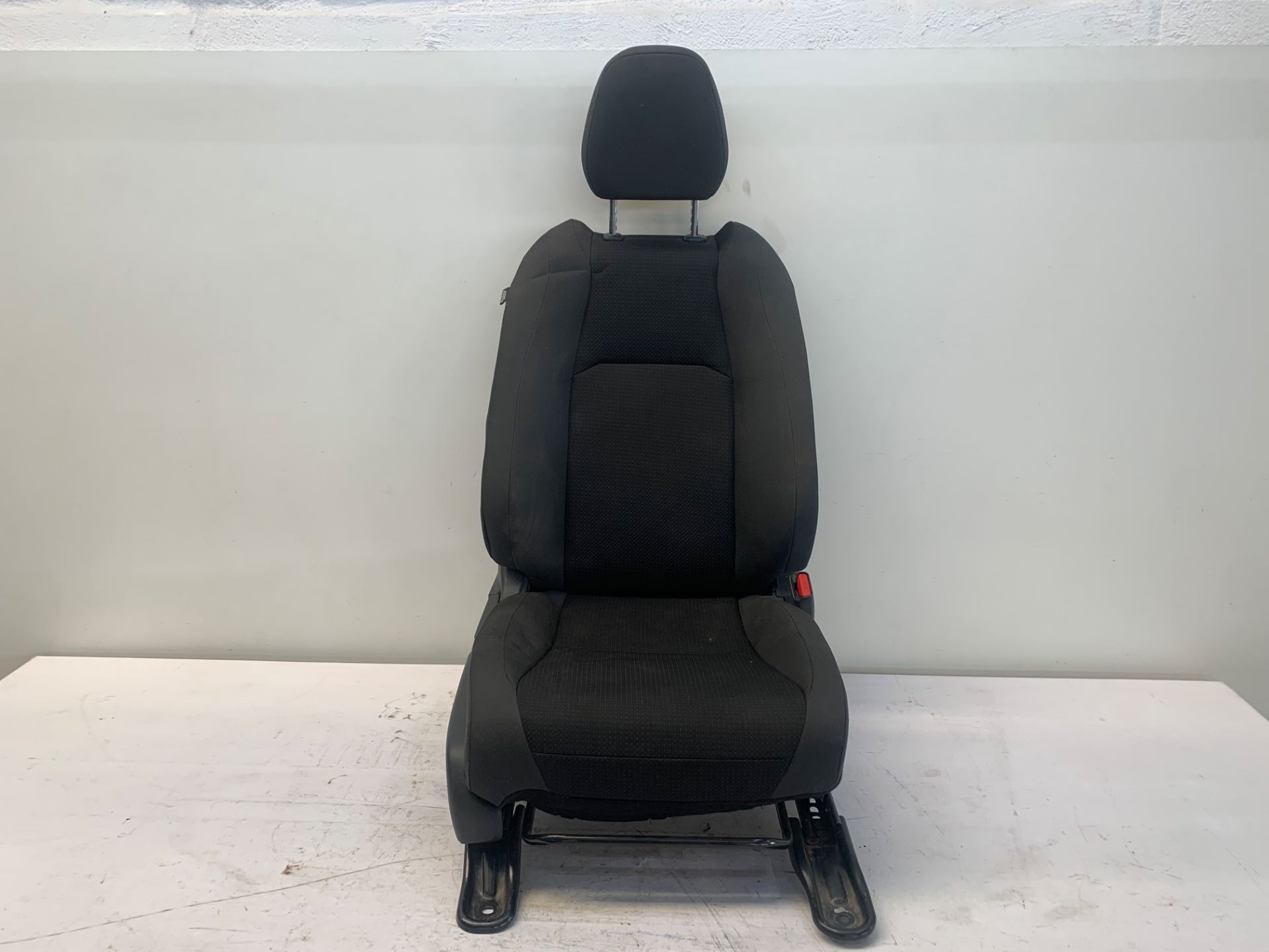 Banco Dianteiro Direito Honda Hrv 2018 2021 Tecido
