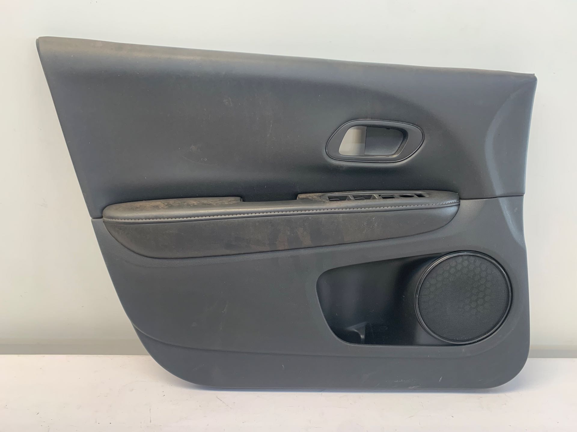 Forro Porta Dianteira Esquerda Honda HRV 2018 2021