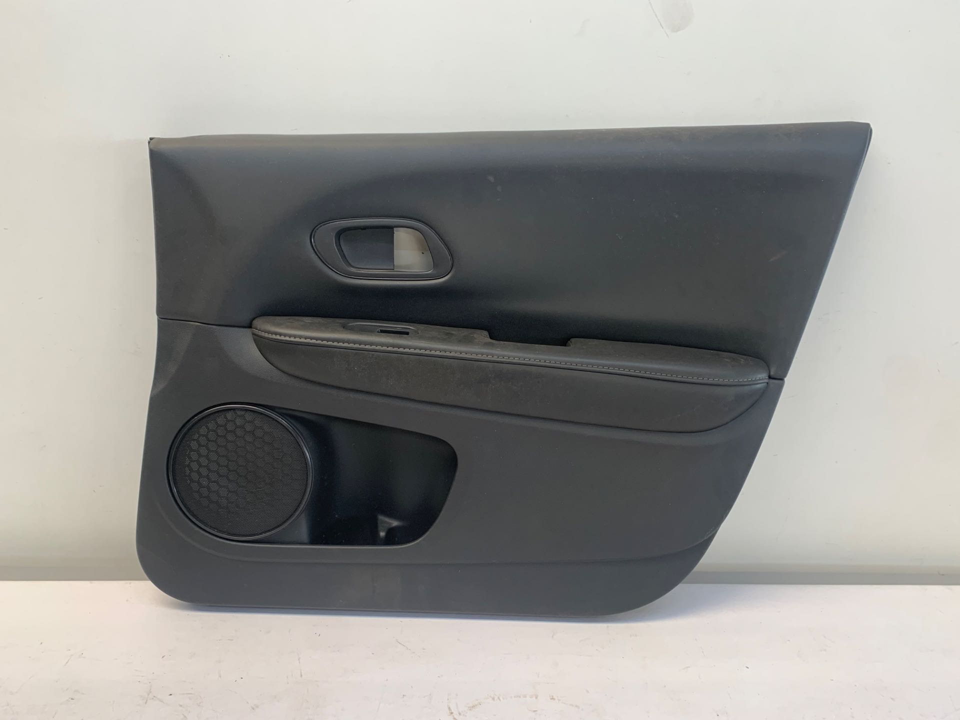 Forro Porta Dianteira Direita Honda HRV 2018 2021