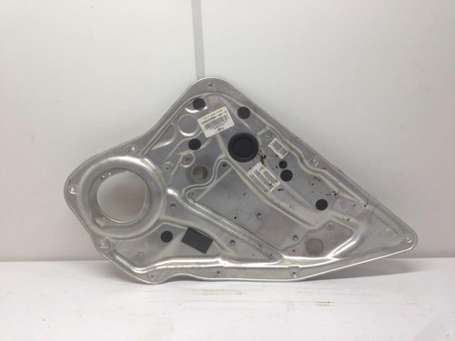 Suporte Forro Maquina Traseiro Direito Porta C200 2008 2011