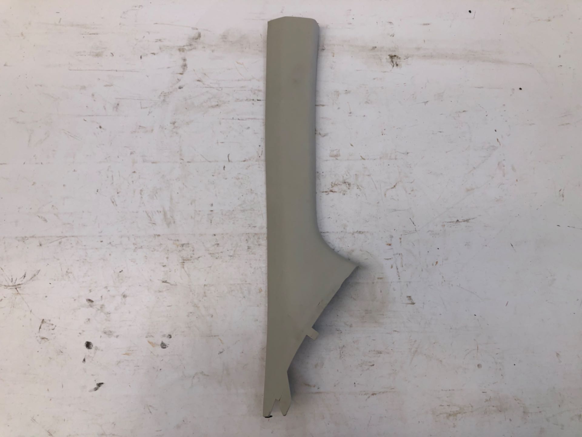 Moldura Coluna Para Brisa Direita GM Onix 2012 2019 52043516