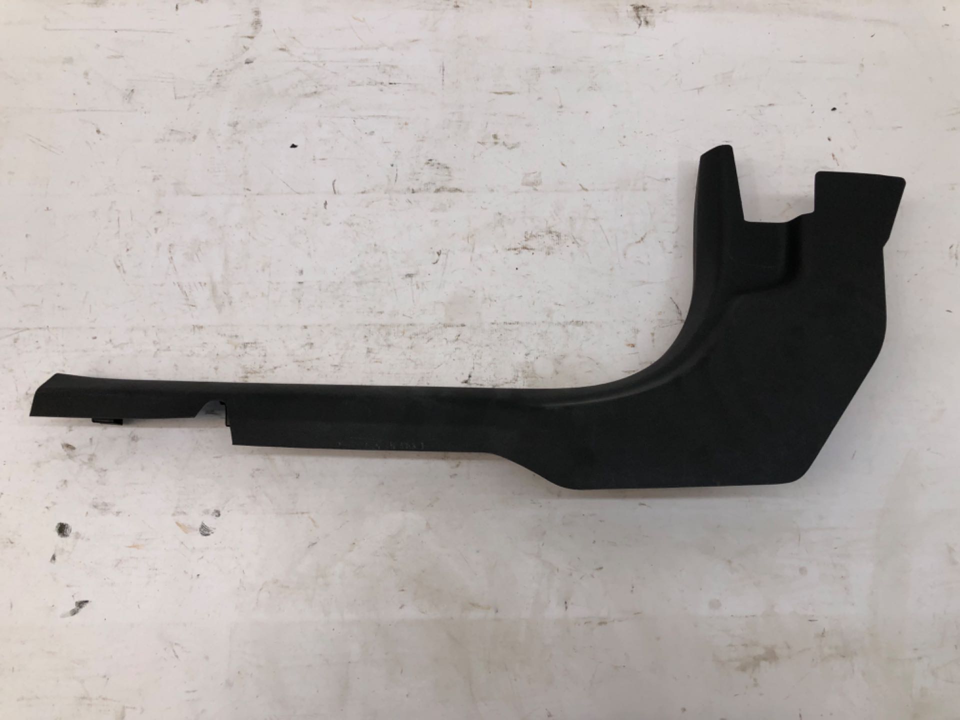 Soleira Porta Dianteira Esquerda Gm Onix Lt 2012 2019 Det