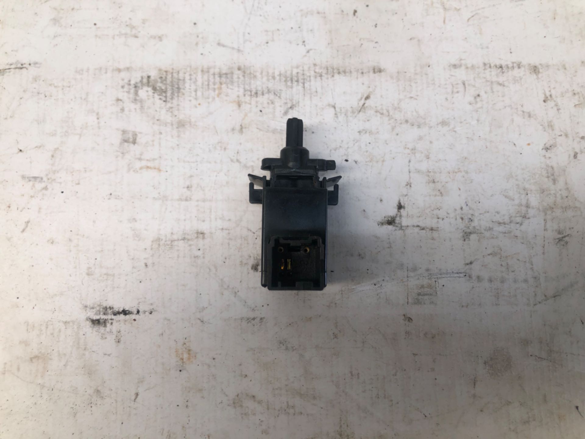 Interruptor Pedal Embreagem Gm Onix 1.4 2012 2019