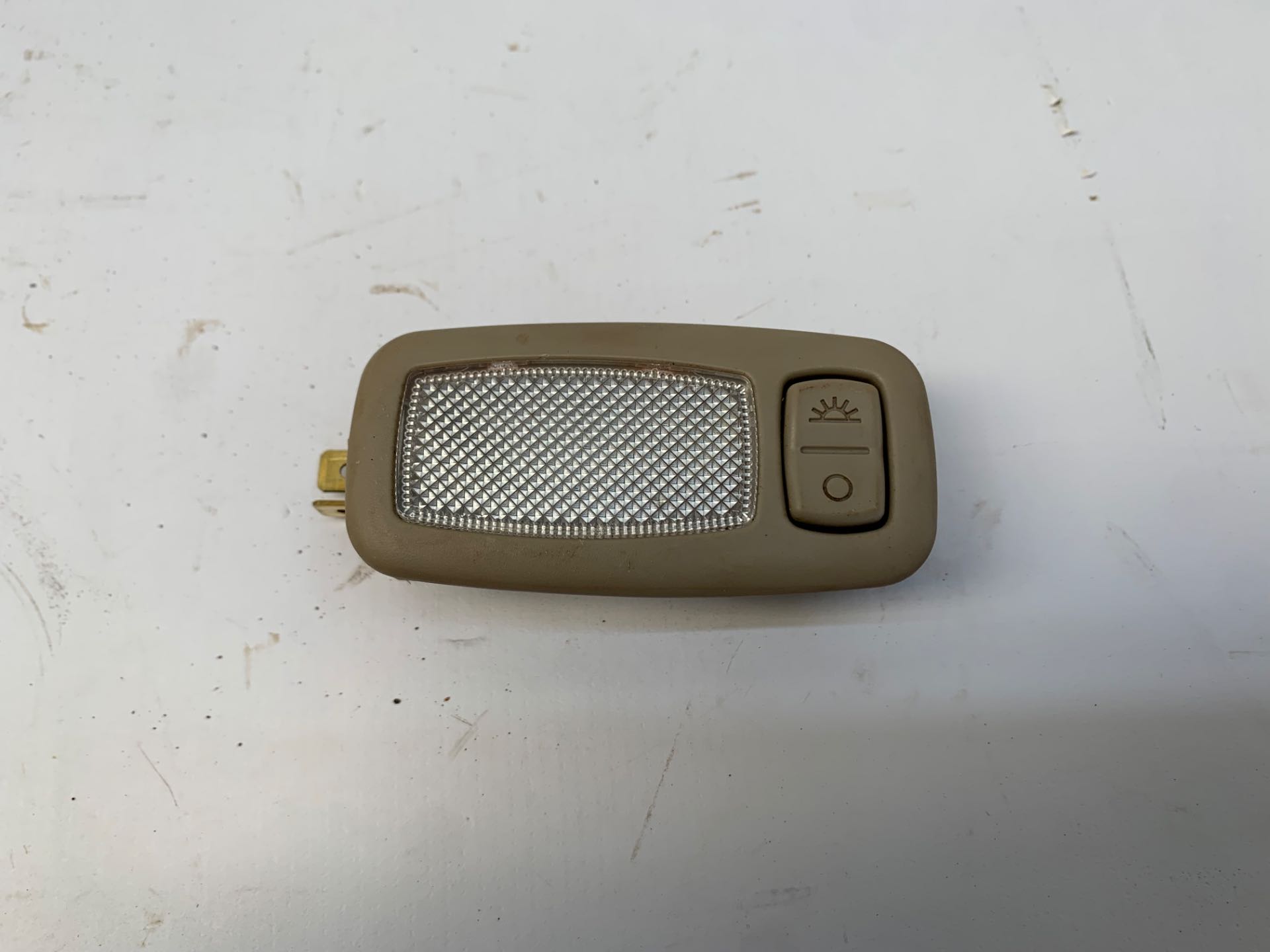 Luz Cortesia Quebra Sol Direita Hyundai New Tucson 2017 2021