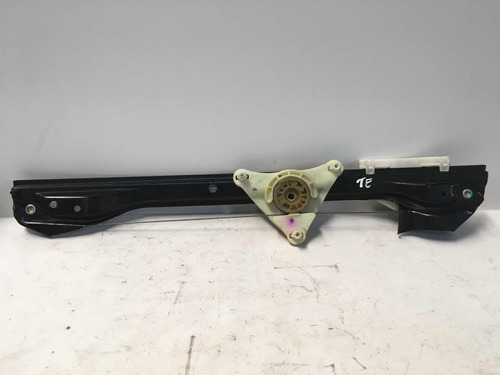 Máquina De Vidro Traseira Esquerda - Mercedes C200 2008 2011