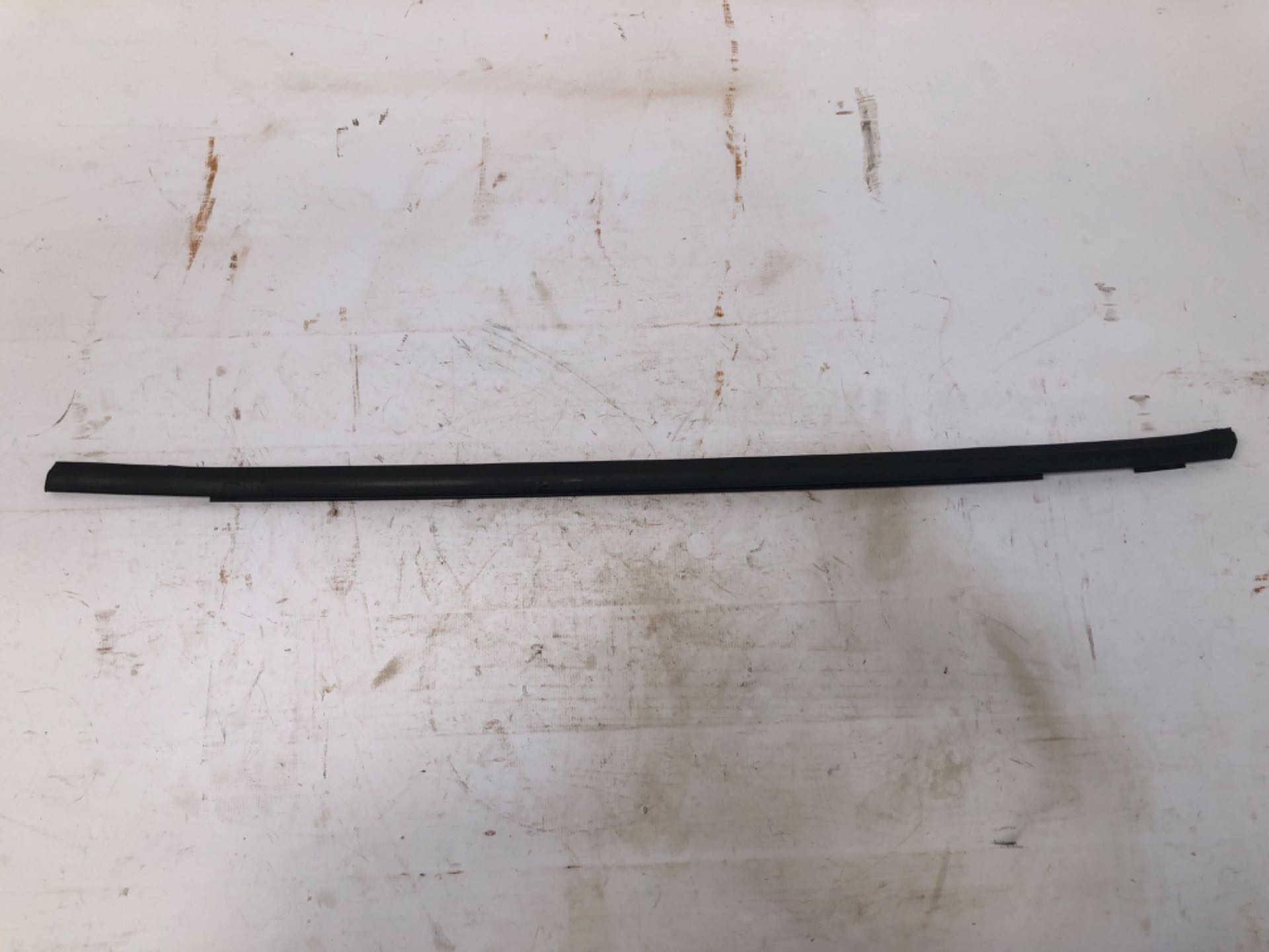 Pestana Externa Traseira Esquerda GM Onix 2012 2019