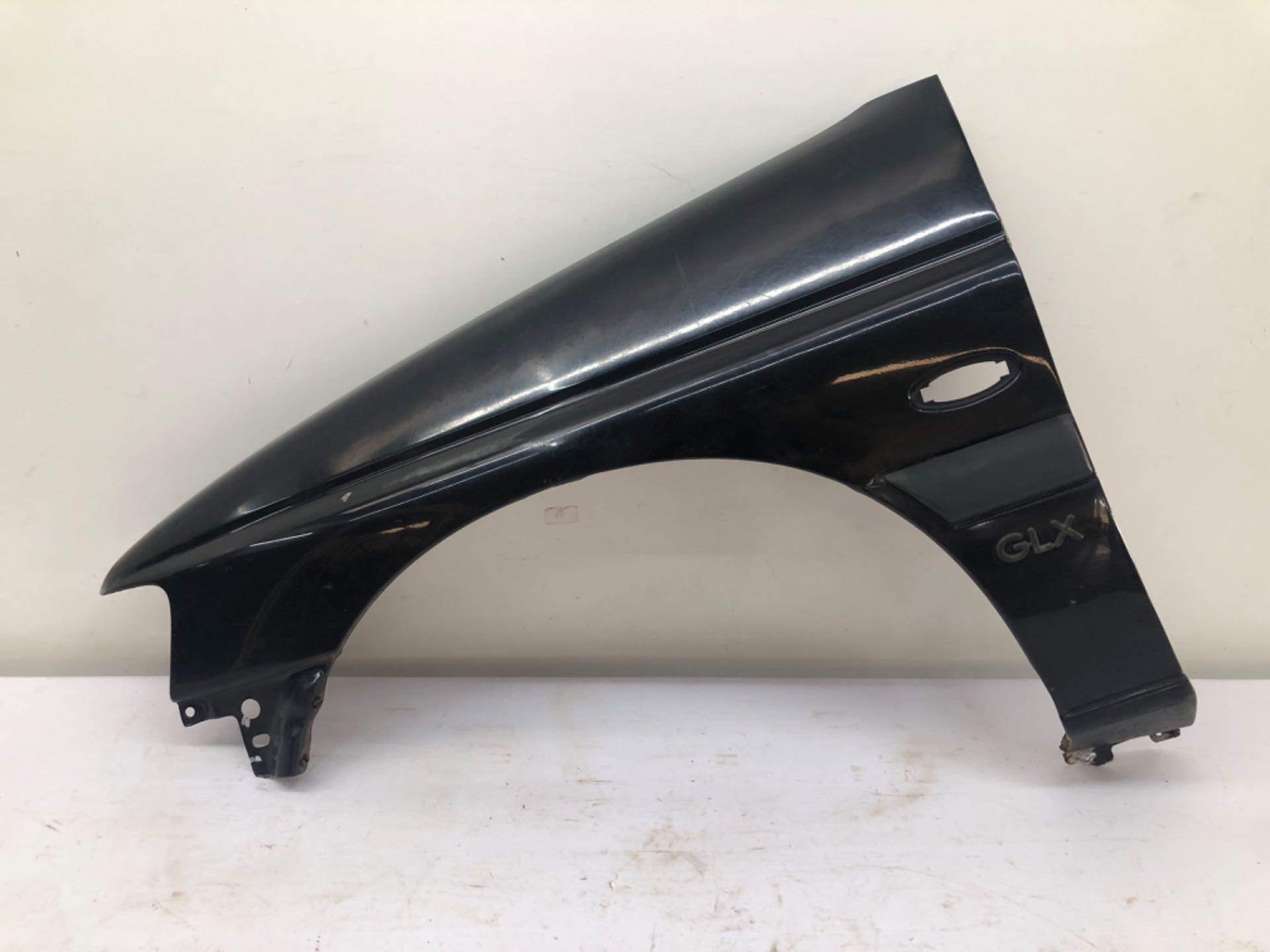 Para Lama Esquerdo Ford Escort Glx 1997 2003