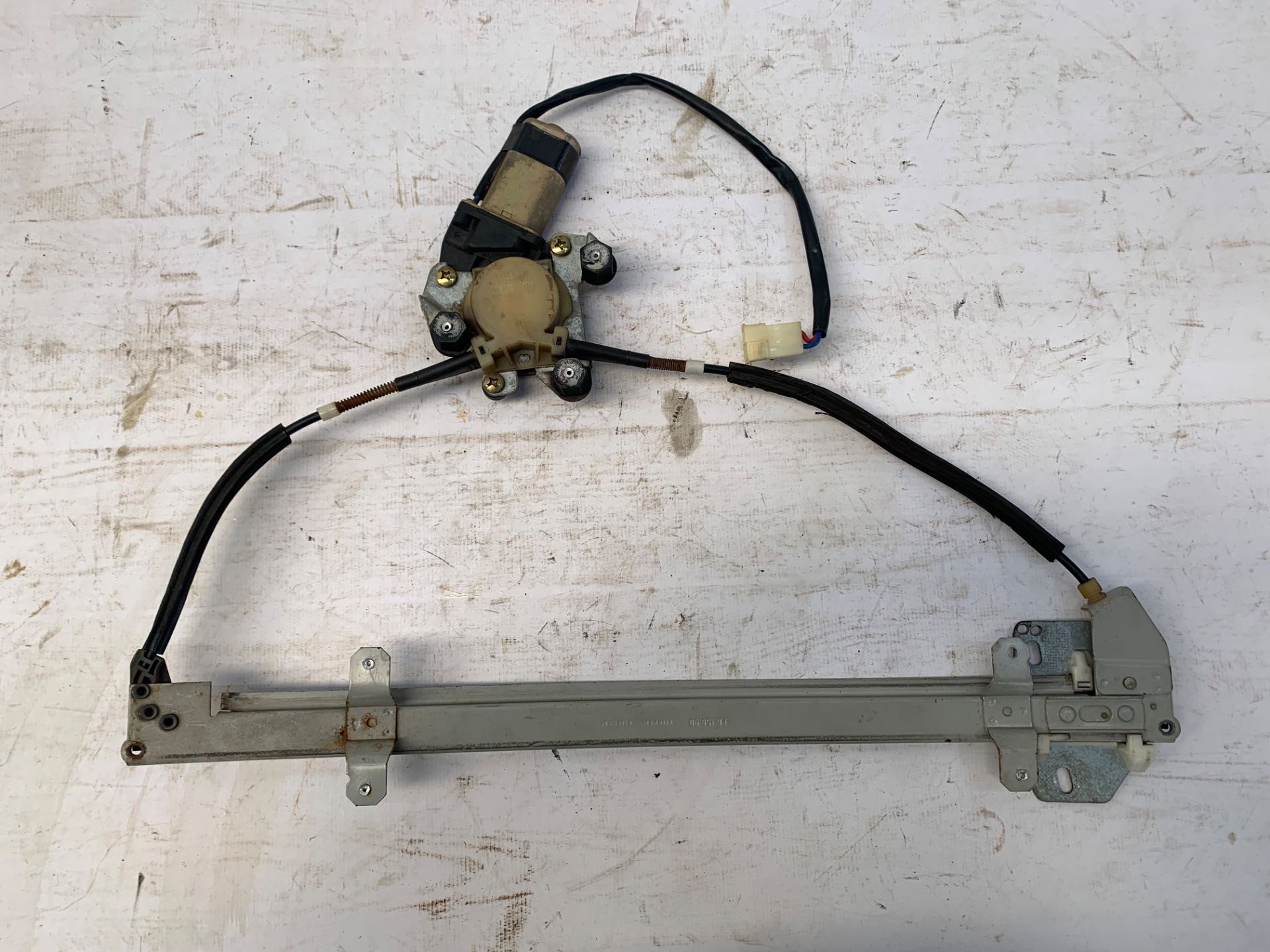 Máquina Vidro Dianteira Direita Ford Escort 1997 2003