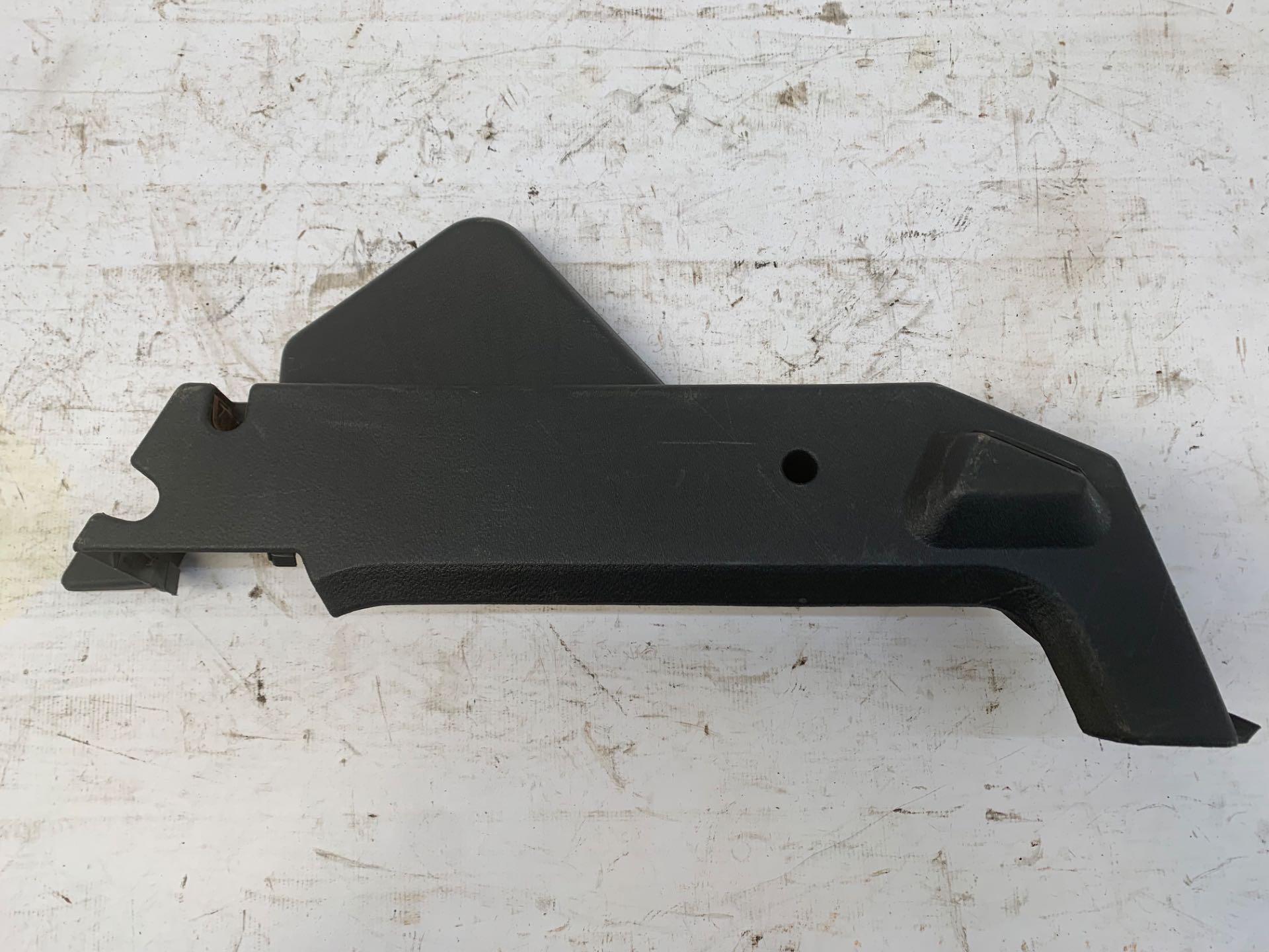 Acabamento Suporte Direito Bagagito Peugeot 106 1994 2000