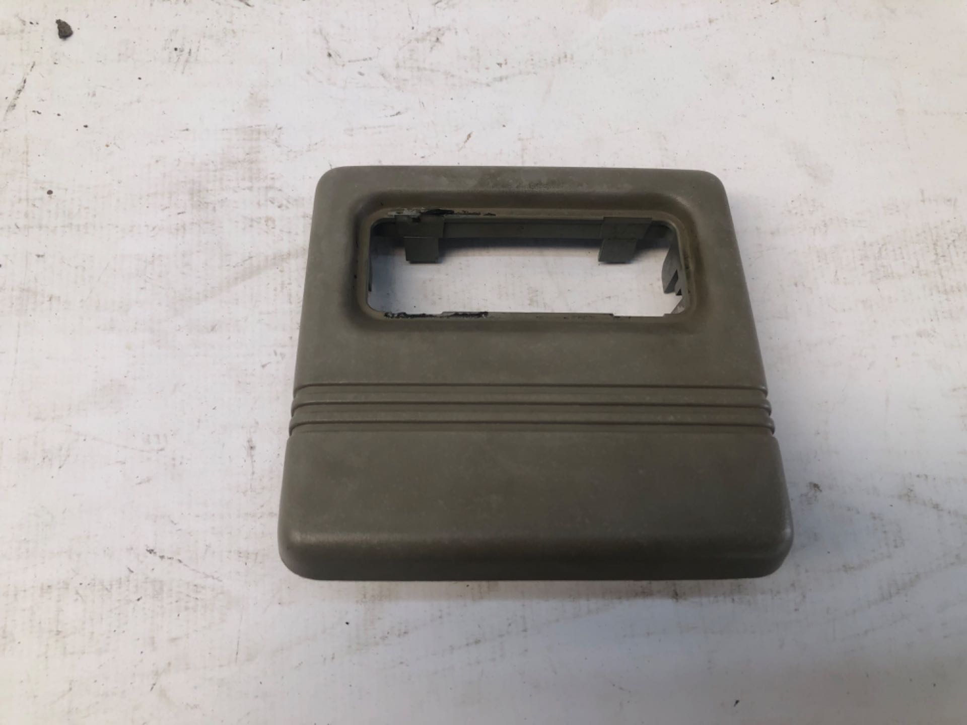Acabamento Moldura Luz Teto Peugeot 106 1994 1996