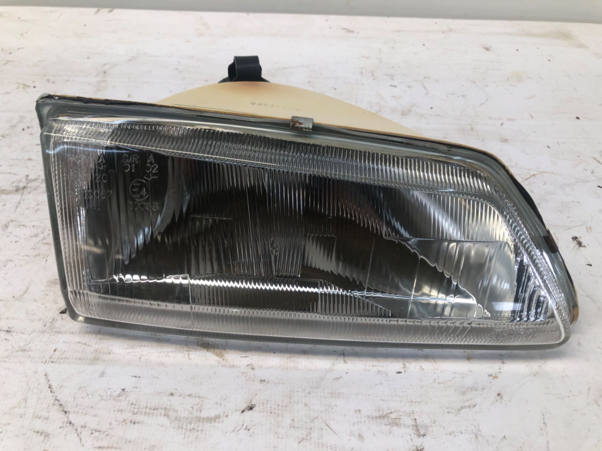 Farol Dianteiro Direito Peugeot 106 1994 1996