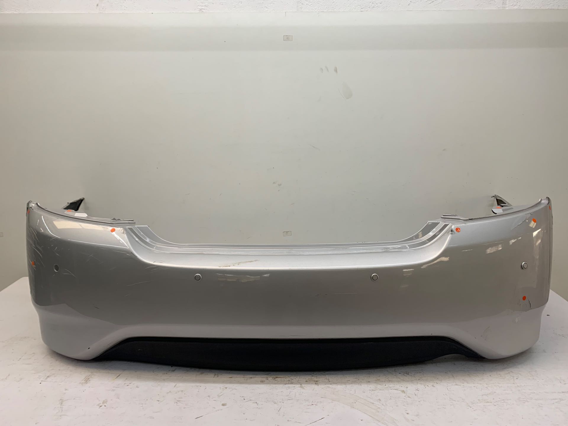 Para Choque Traseiro Nissan Versa SV 1.6 2015 2019 Detalhe