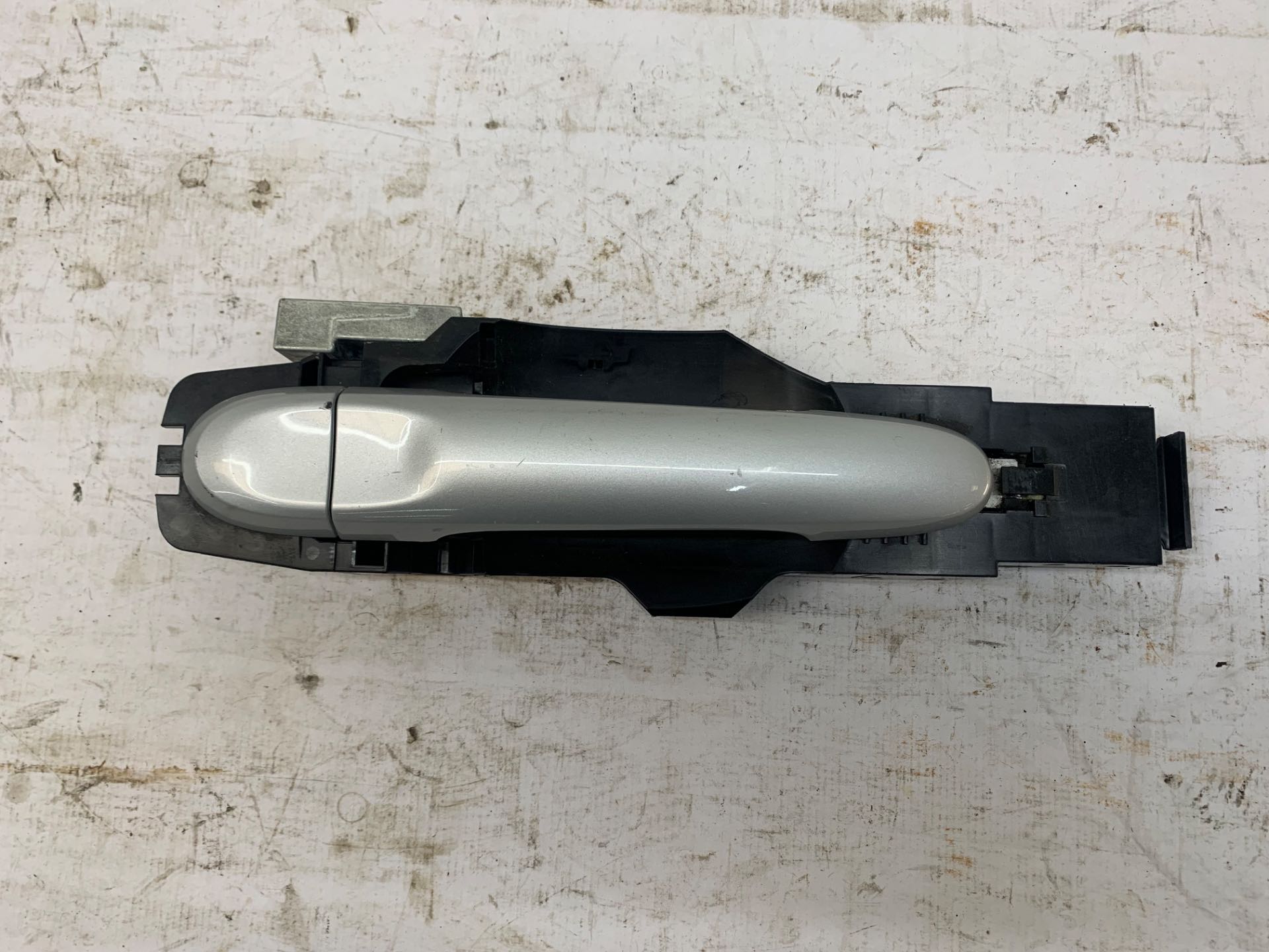 Maçaneta Externa Traseira Direita Nissan Versa 2015 2019