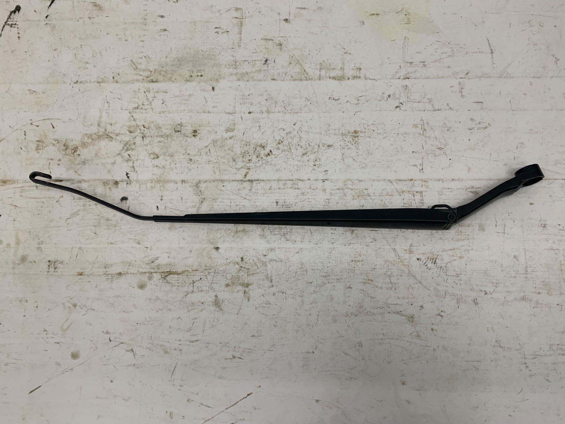 Braço Limpador Direito Para Brisa Nissan Versa 2015 2019