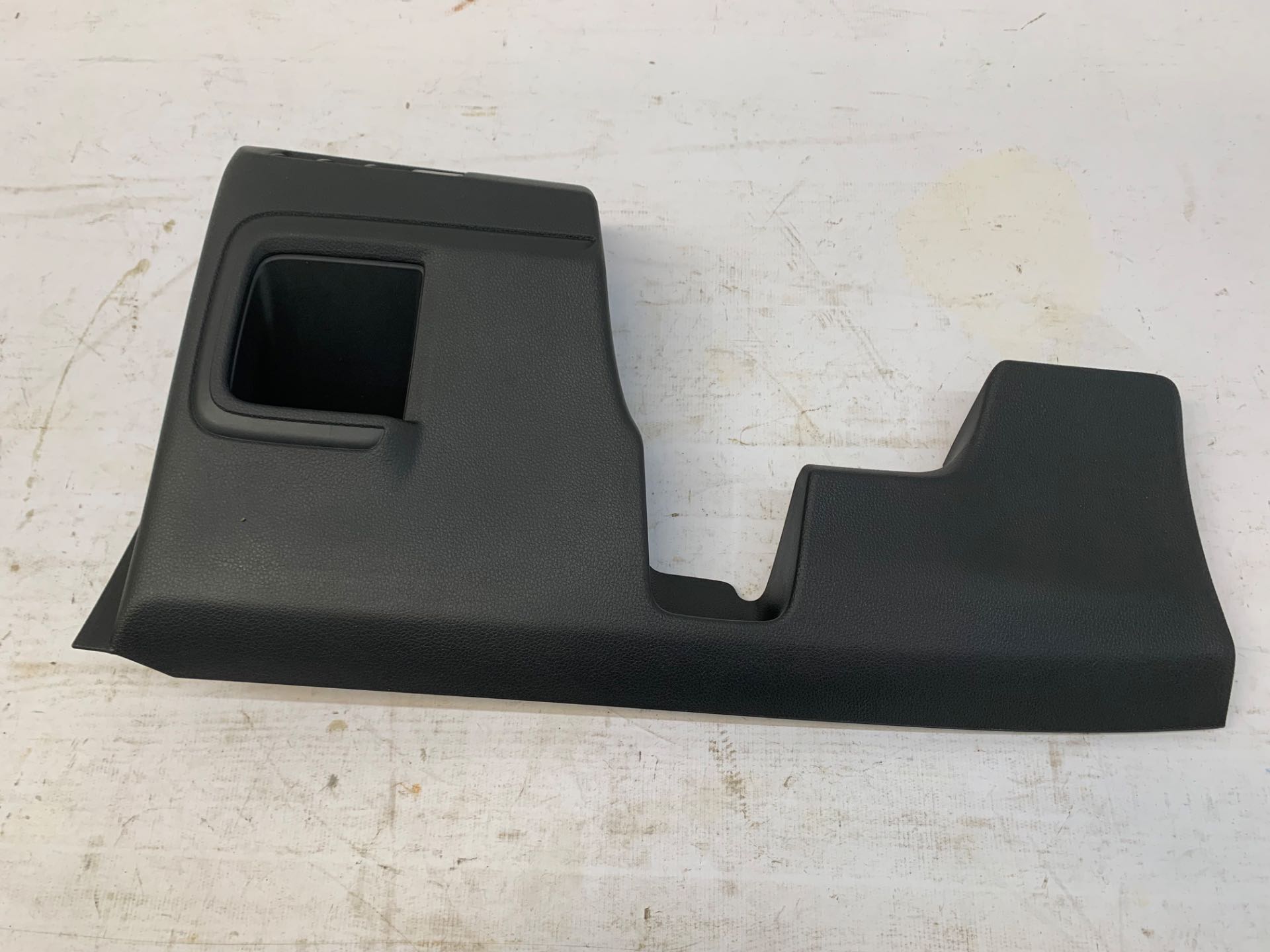 Acabamento Inferior Volante Esquerdo Honda Hrv Exl 2022 2025