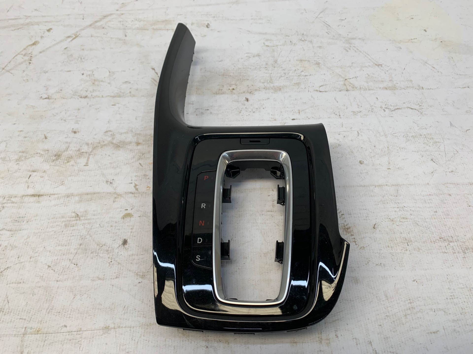 Moldura Console Trambulador Automático HRV 1.5 Exl 2022 2025