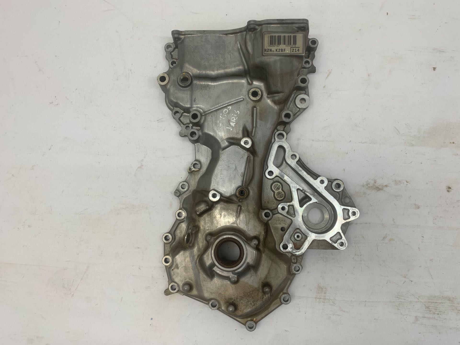 Tampa Frontal Motor Toyota Etios 1.5 12v 2017 2021 Detalhe
