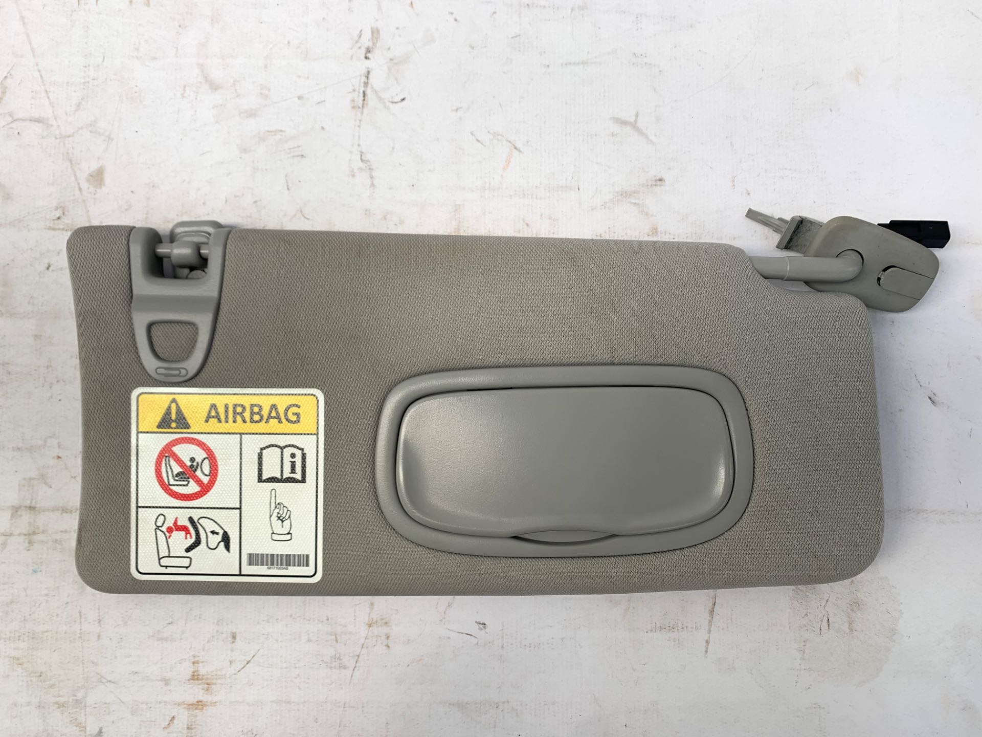 Quebra Sol Direito Jeep Commander 2021 2025