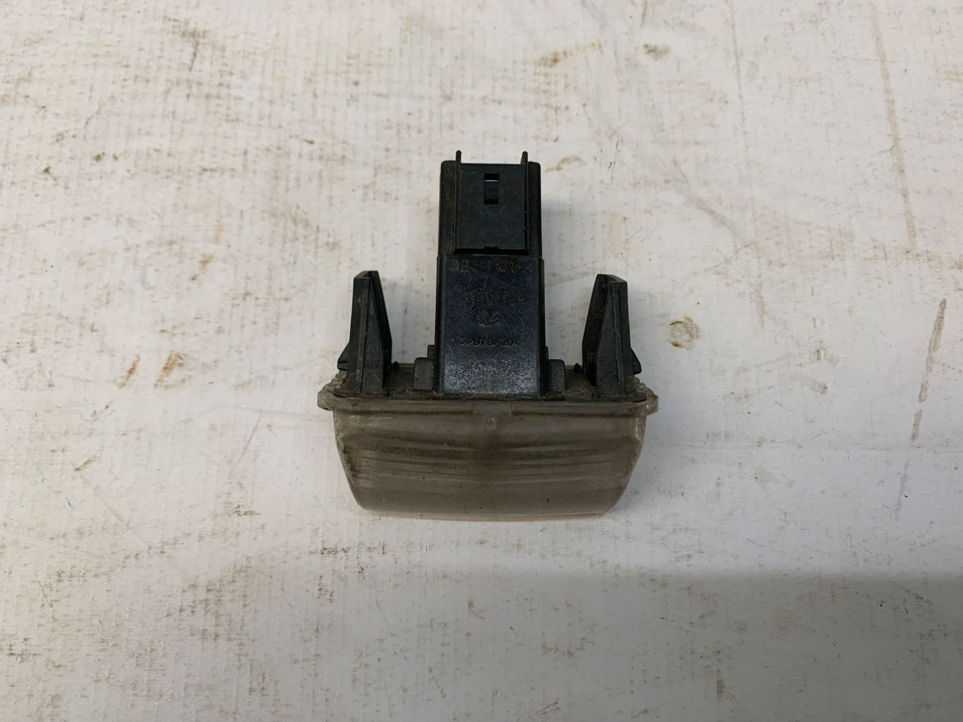 Luz Placa Citroen Berlingo 2001 2007