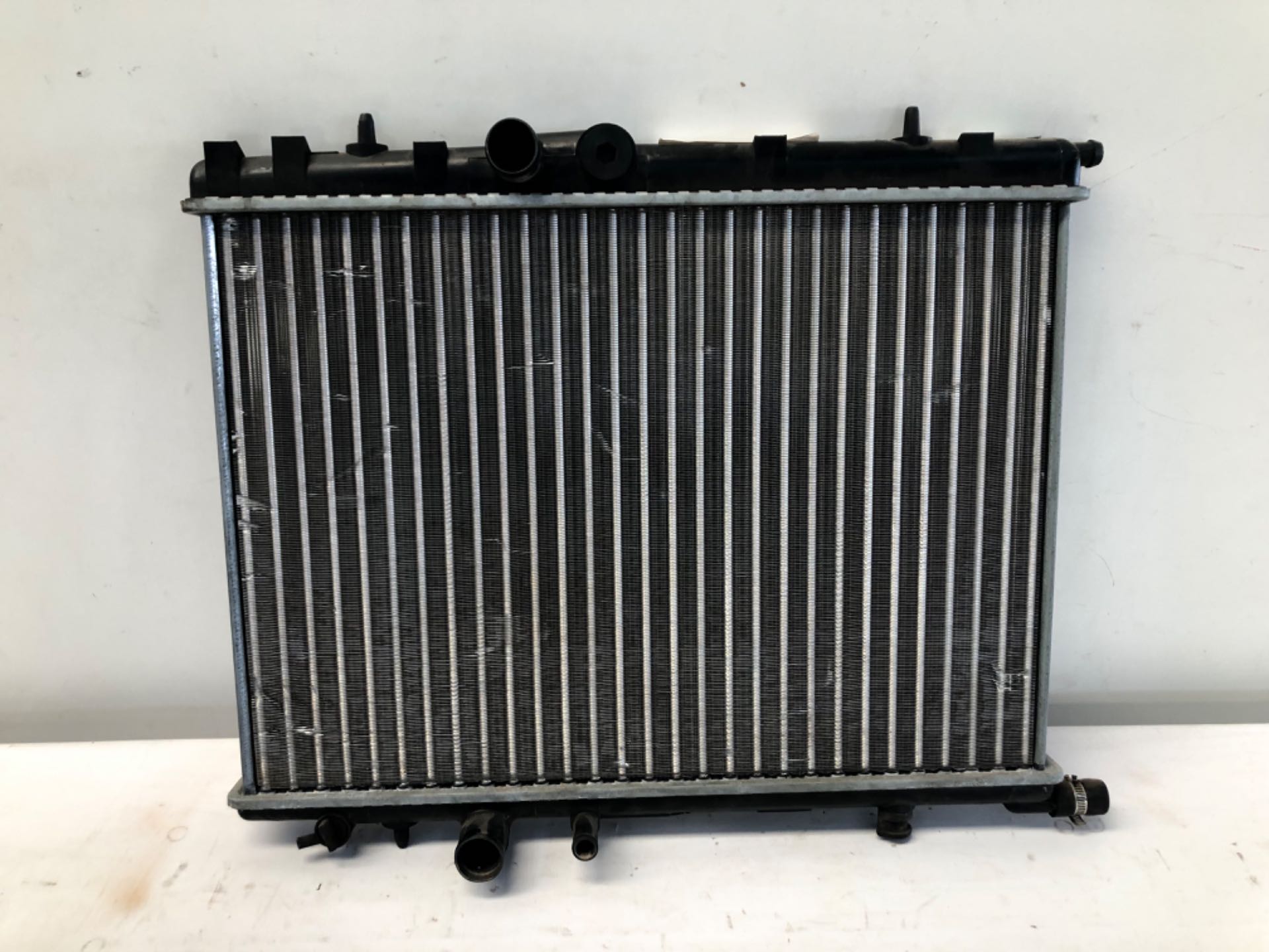 Radiador Agua Motor Peugeot 207 1.6 16v Automatico 2008 2014