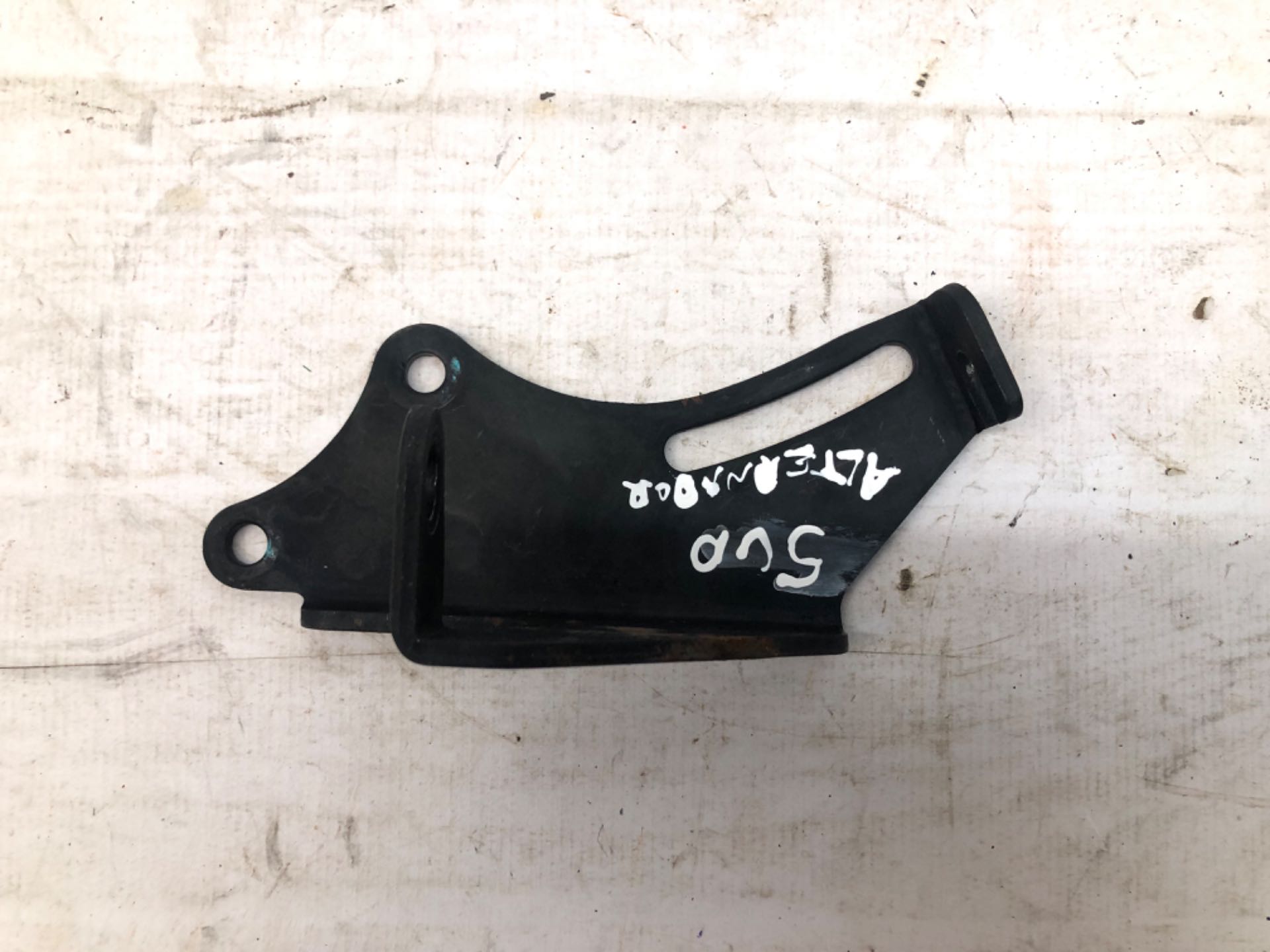 Suporte Alternador Hyundai I30 2.0 2009 2012