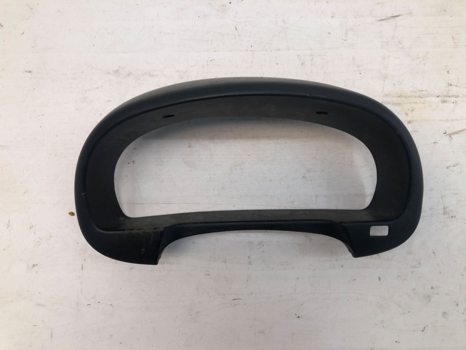 Moldura Painel Instrumentos Hyundai I30 2009 2012 Detalhe