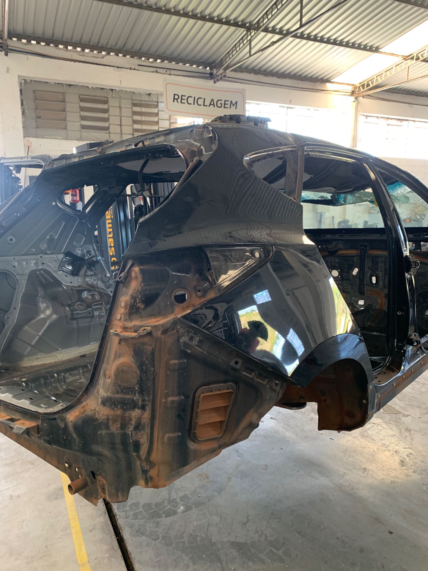 Caixote Lateral Traseiro Direito Hyundai IX35 Gls 2010 2014