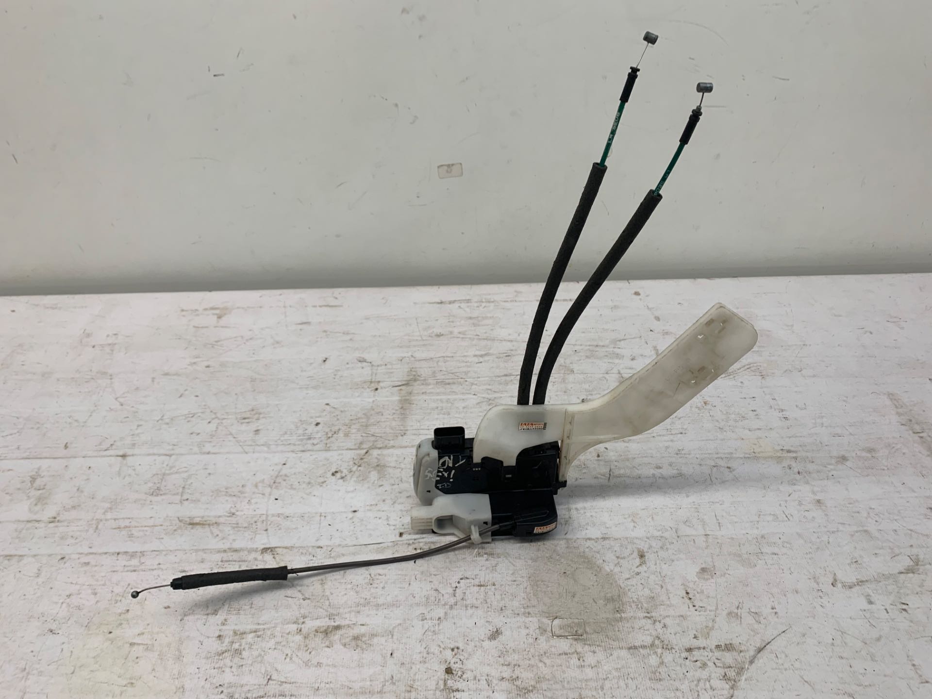 Fechadura Porta Traseira Direita Hyundai IX35 2010 2014